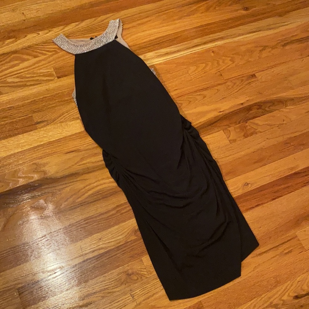 Cachet dress! 🖤